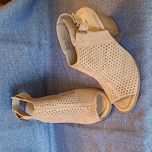 TIME AND TRU Suede Open Toe Heels Adult 9